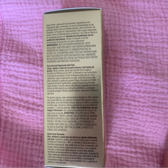 Elizabeth Arden Retinol Ceramide Capsules - Picture 4 of 5